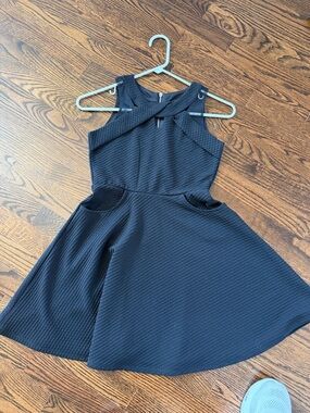 Us Angels Black Textured Cross-Neck Fit-and-Flare Dress